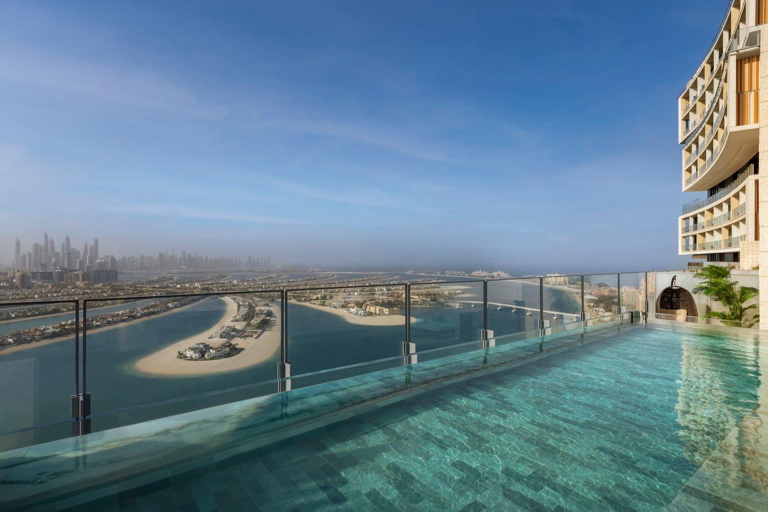 Signature Penthouse Pool